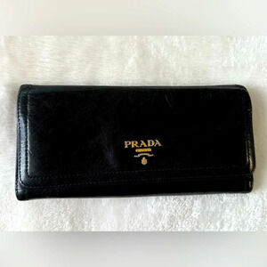 PRADA wallet black vitello shine black original
